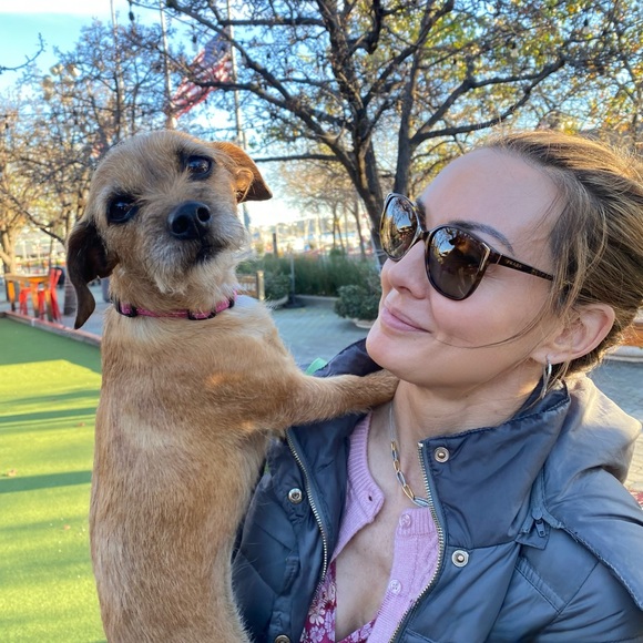 Meet your Posher, Rebecca - Picture 1 of 1